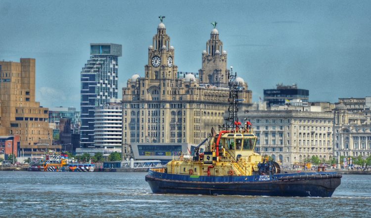 You are currently viewing Ships on the Mersey and high and low tides on Saturday, July 27