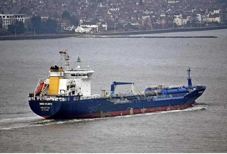 You are currently viewing Ships on the Mersey and high and low tides on Tuesday, July 9