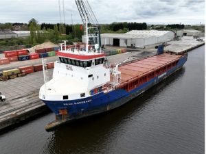 Read more about the article Ships on the Mersey and high and low tides on Monday, July 22