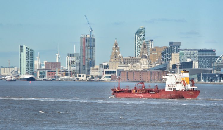 You are currently viewing Ships on the Mersey and high and low tides on Sunday, July 7