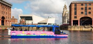 Read more about the article Liverpool sees return of amphibious dock tours