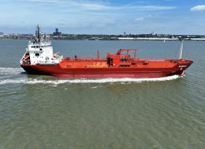 Read more about the article Ships on the Mersey and high and low tides on Sunday, August 18