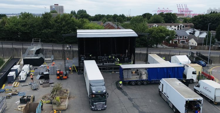 You are currently viewing Stage is set for Sir Tom Jones at Music Weekender