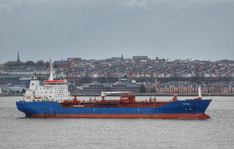 You are currently viewing Ships on the Mersey and high and low tides on Wednesday, August 21