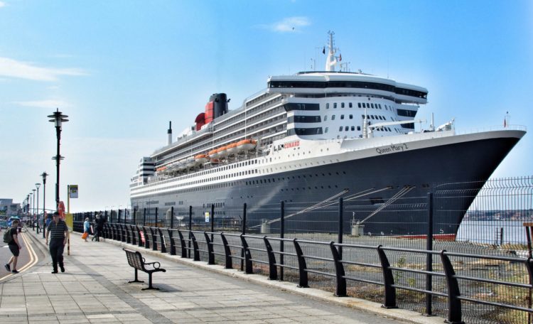 You are currently viewing Ships on the Mersey and high and low tides on Saturday, September 7