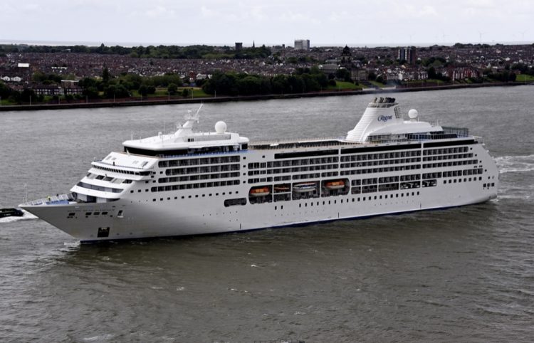 You are currently viewing Ships on the Mersey and high and low tides on Saturday, September 14