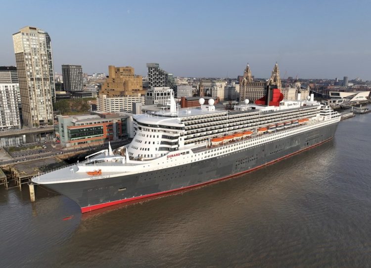 You are currently viewing Ships on the Mersey and high and low tides on Thursday, September 26