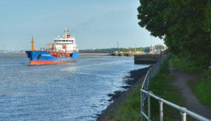 Read more about the article Ships on the Mersey and high and low tides on Saturday, September 28