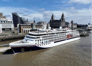 Read more about the article Ships on the Mersey and high and low tides on Monday, October 7