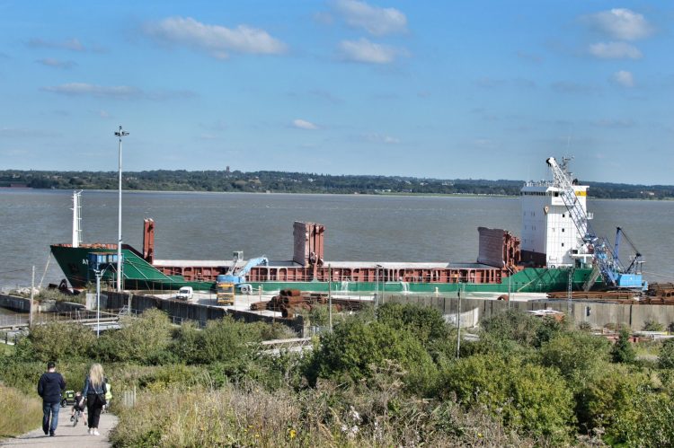 Read more about the article Ships on the Mersey and high and low tides on Tuesday, October 29