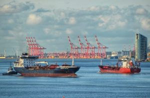 Read more about the article Ships on the Mersey and high and low tides on Tuesday, November 26