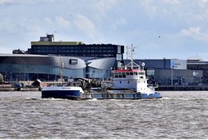 Read more about the article Ships on the Mersey and high and low tides on Thursday, December 5