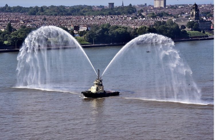 You are currently viewing Ships on the Mersey and high and low tides on Sunday, December 8