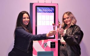 Read more about the article Liverpool bar offers ‘beauty’ vending machine