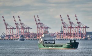 Read more about the article Ships on the Mersey and high and low tides on Tuesday, December 3