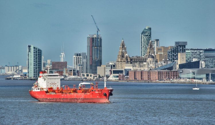 You are currently viewing Ships on the Mersey and high and low tides on Wednesday, January 8