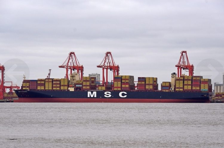 You are currently viewing Ships on the Mersey and high and low tides on Sunday, April 13