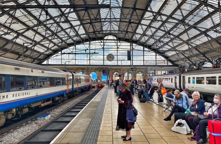 You are currently viewing Liverpool-Manchester rail link ‘offers £90bn boost’
