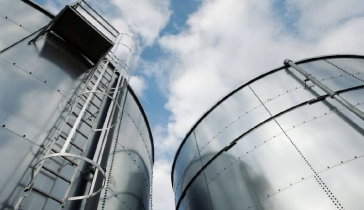 Read more about the article Liverpool liquid storage firm sees surge in profits