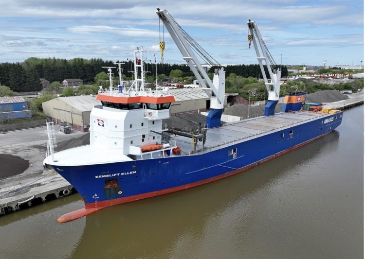 You are currently viewing Ships on the Mersey and high and low tides on Friday, June 6